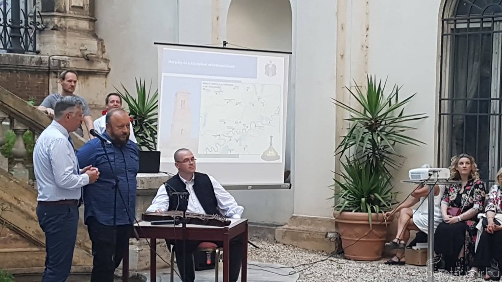 Rómában mutatkozhatott be városunk 03